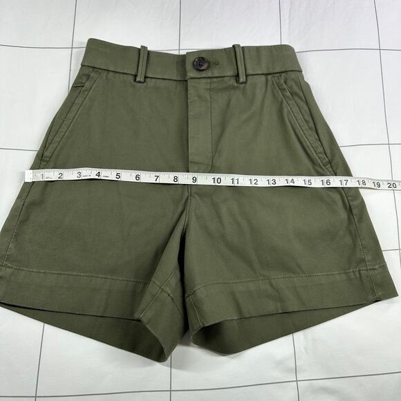 Spanx Shorts Womens XS Green Dark Pine Twill 5" High Rise Chino Stretch Smooth - Picture 8 of 12